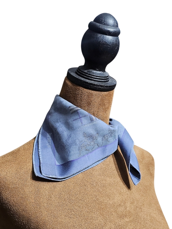 BURBERRY SCARF - Picture 3 of 13